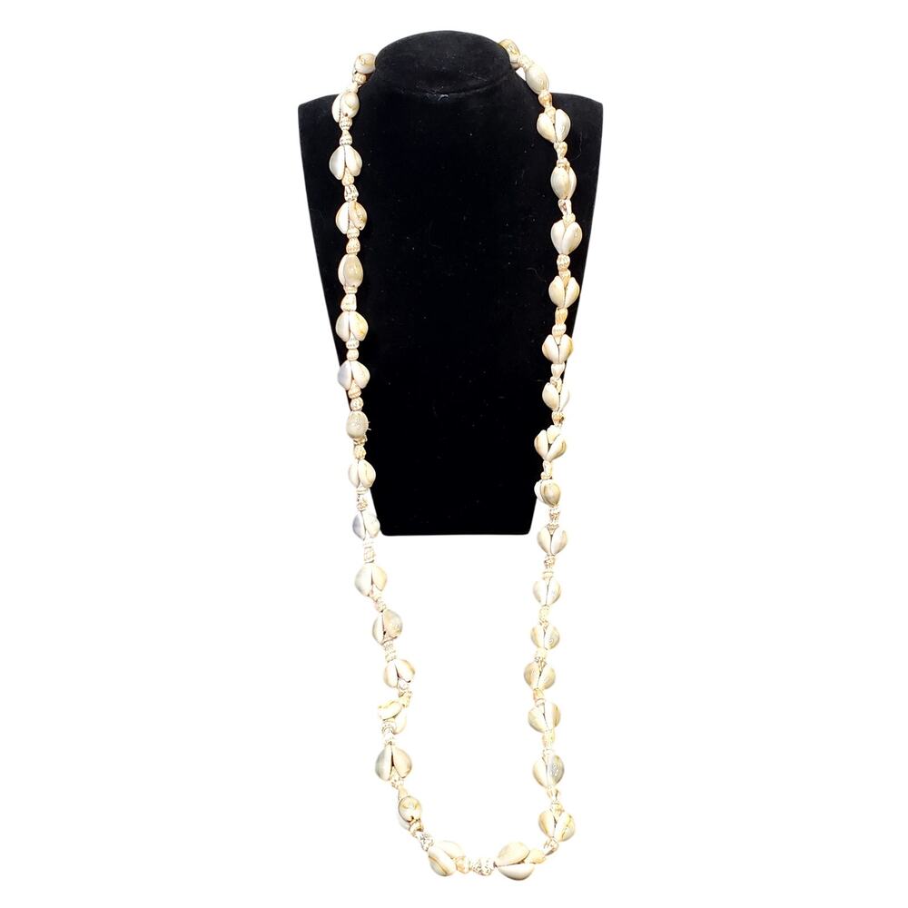 Hilo Hatties Necklace Cowrie Shell Clusters Bead Strand 17" Vtg